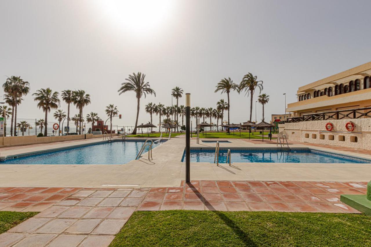 Amazing Views Beachfront Apartment With Swimming Pool Benalmadena Ngoại thất bức ảnh
