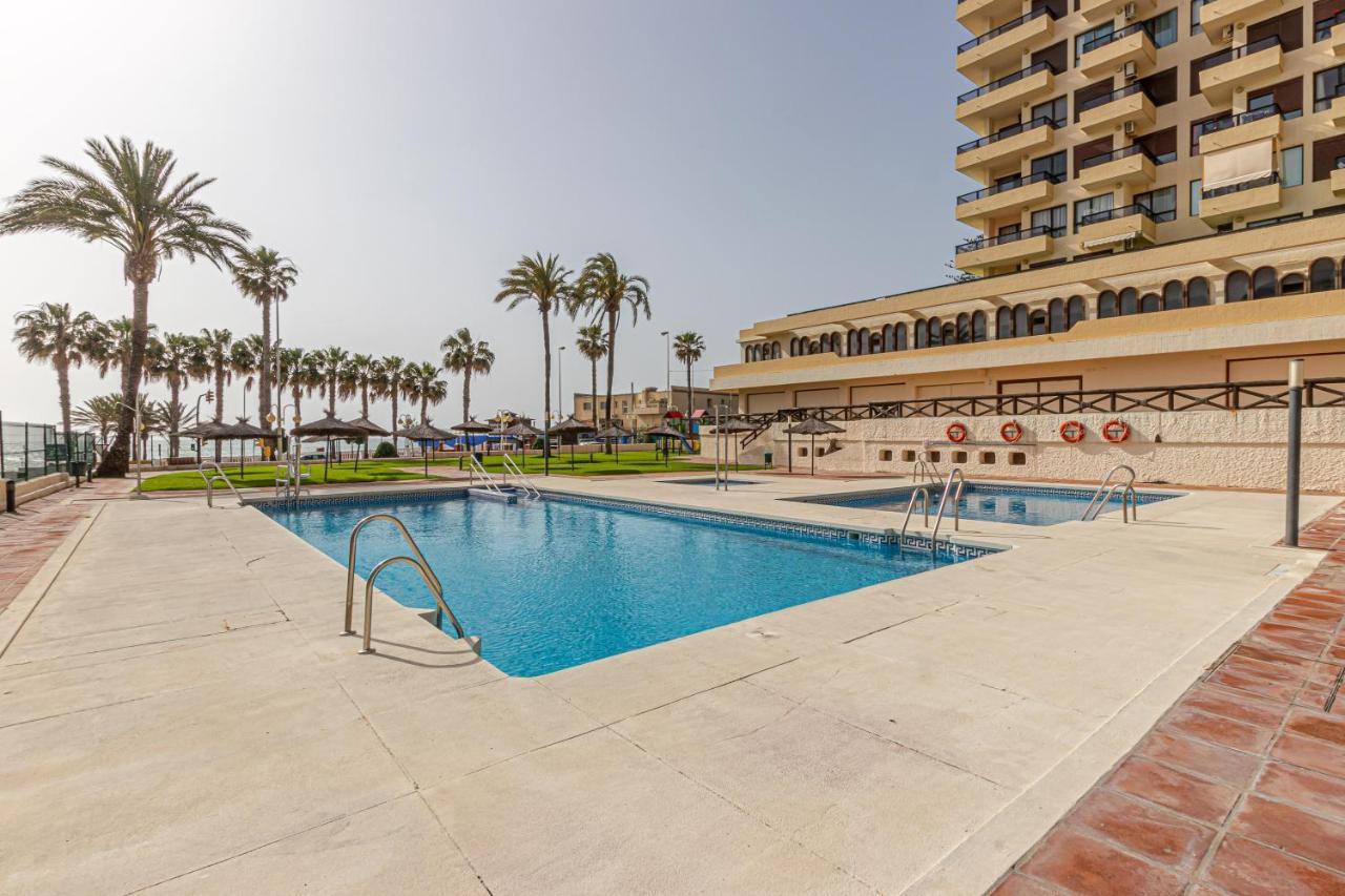 Amazing Views Beachfront Apartment With Swimming Pool Benalmadena Ngoại thất bức ảnh